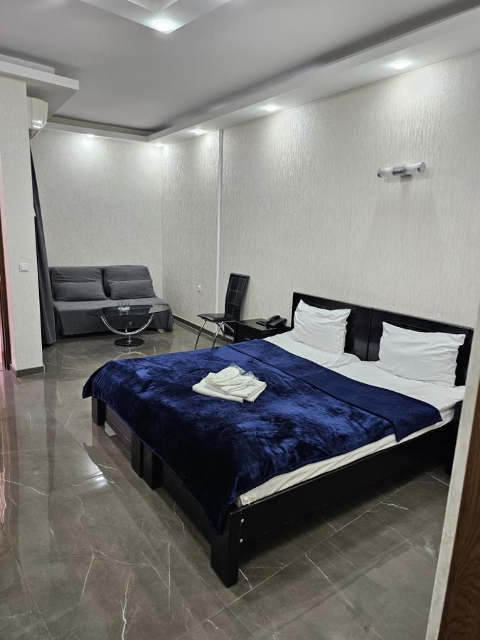 Danisimo Hotel Tbilisi Room photo