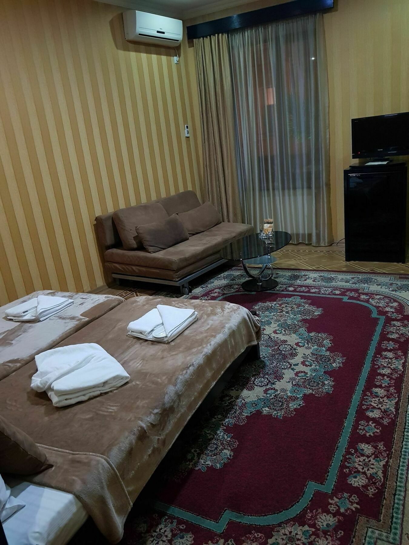 Danisimo Hotel Tbilisi Exterior photo